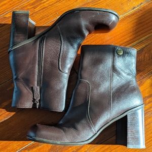 Vintage 90s Tommy Hilfiger ankle boots sz 11